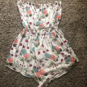 Floral kittenish romper